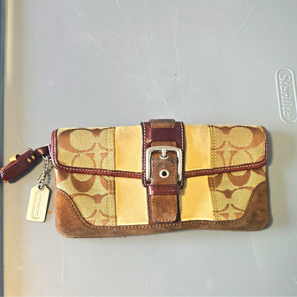 Coach Women's Beige Brown Signature Logo Wristlet Clutch Wallet w/ Buckle